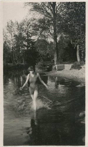 Anonyme romantique éclaboussure c.1930